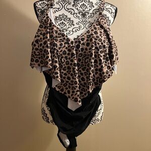Leopard Print Ruffled Swimsuit
